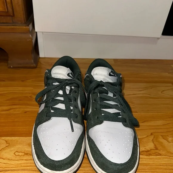 Nike Dunk Low Next Nature Grey and Green - Picture 5 of 5